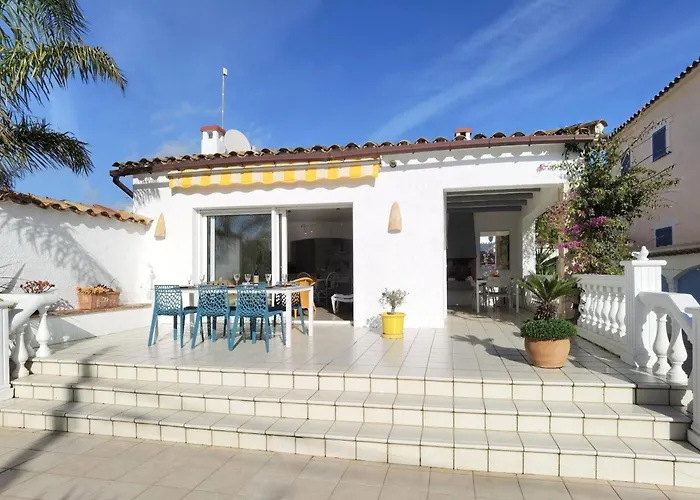 Leon Inmo Casa Silvy - 12197 Ferienhaus Empuriabrava
