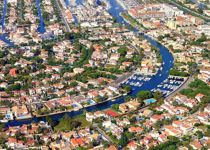 Leon Inmo Casa Silvy - 12197 Empuriabrava