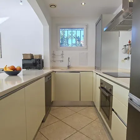 بيت للعطل Leon Inmo Casa Silvy - 12197 *