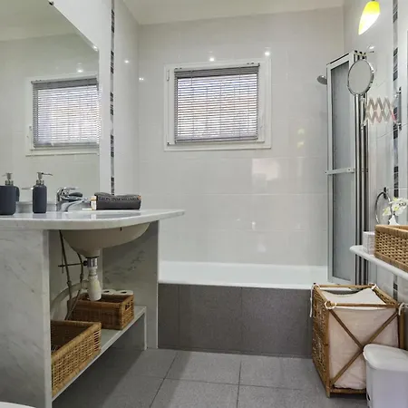 Leon Inmo Casa Silvy - 12197 * إمبوريابرافا